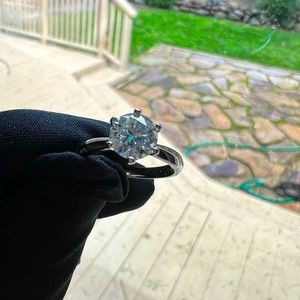 Brand New Moissanite Six-Prong Ring 1CT 18K White Gold Plated Sterling Silver